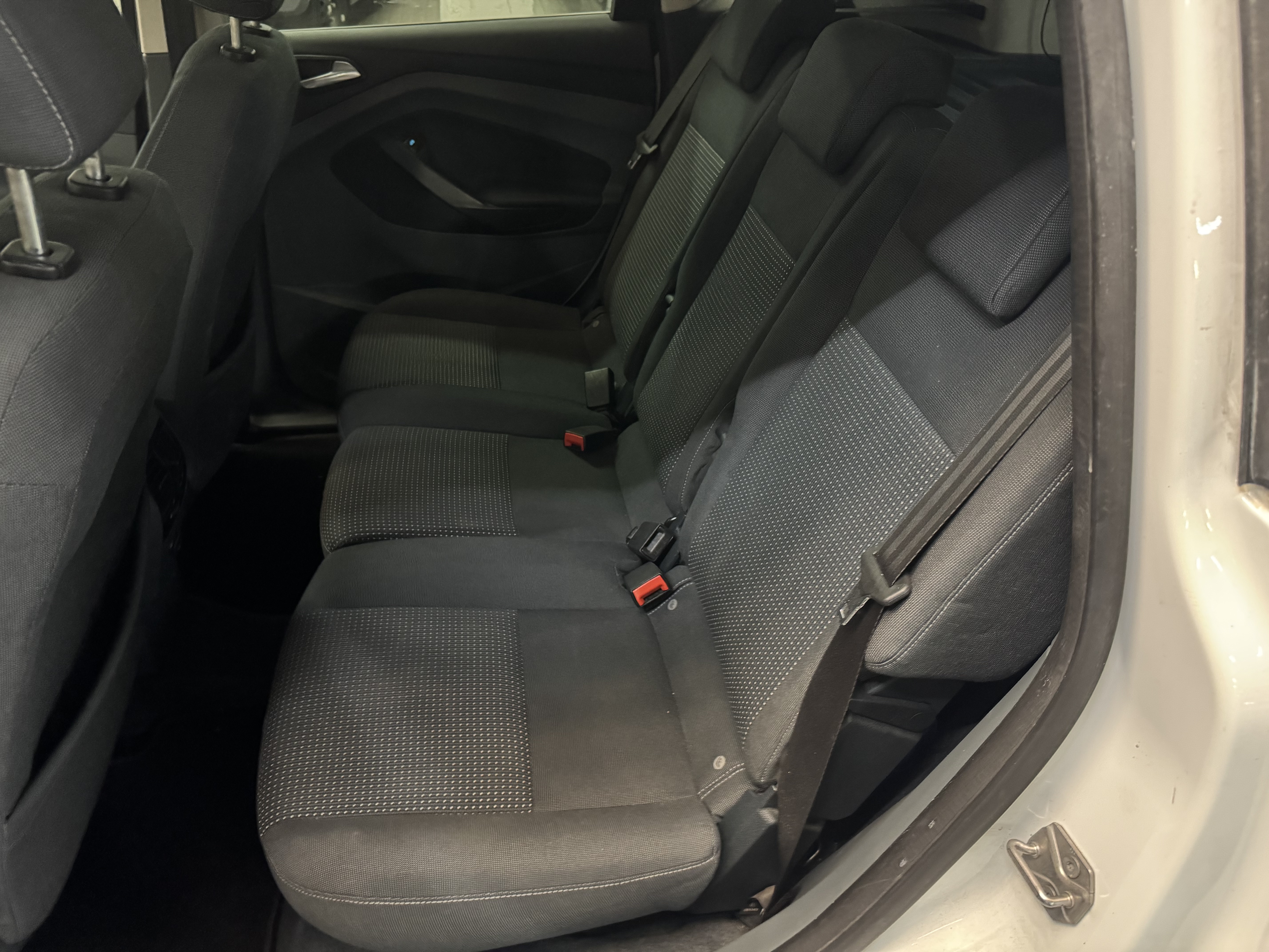 ford-cmax-01082014